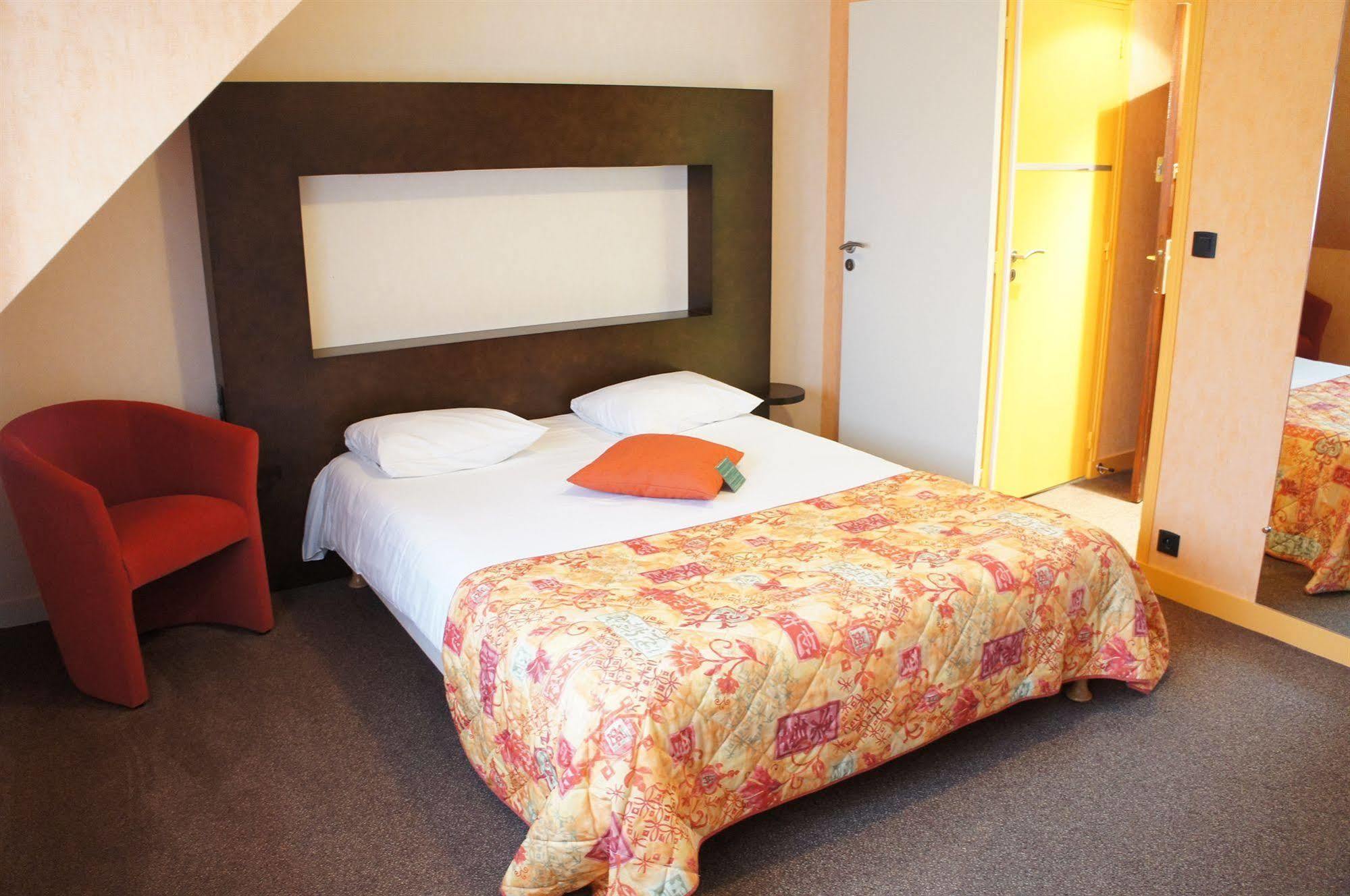 Logis Golfe Hotel Vannes Luaran gambar
